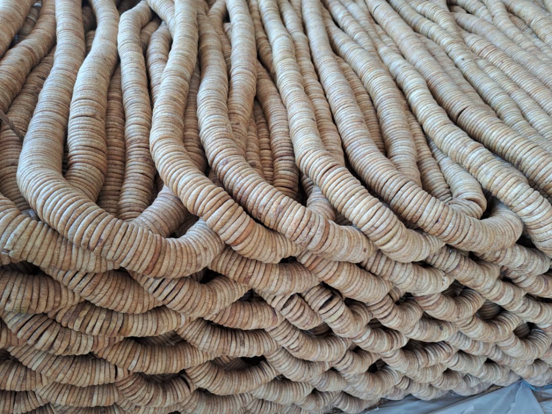 Organized dried fig bundles